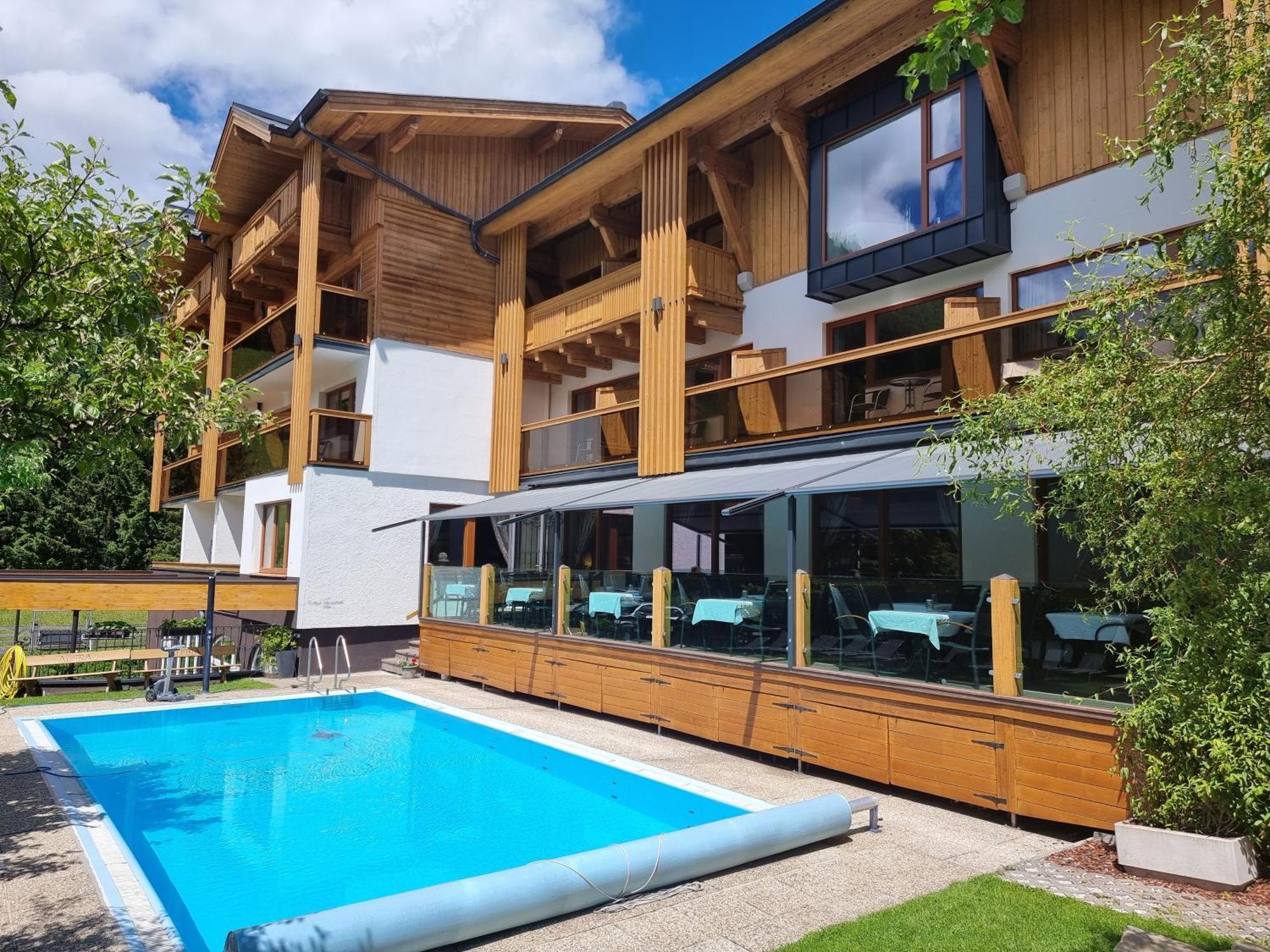 Hotel Alpina Rauris Εξωτερικό φωτογραφία