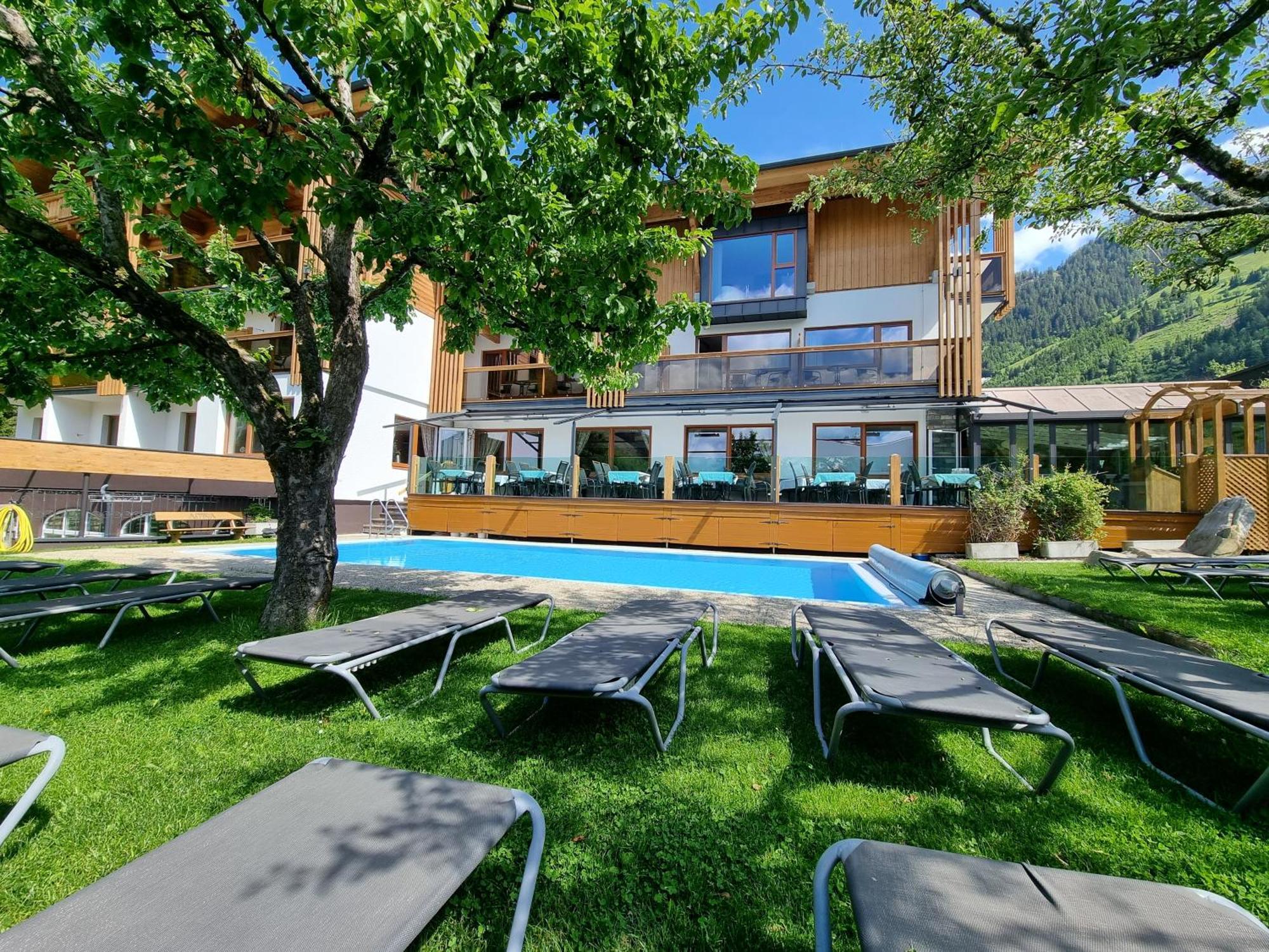 Hotel Alpina Rauris Εξωτερικό φωτογραφία